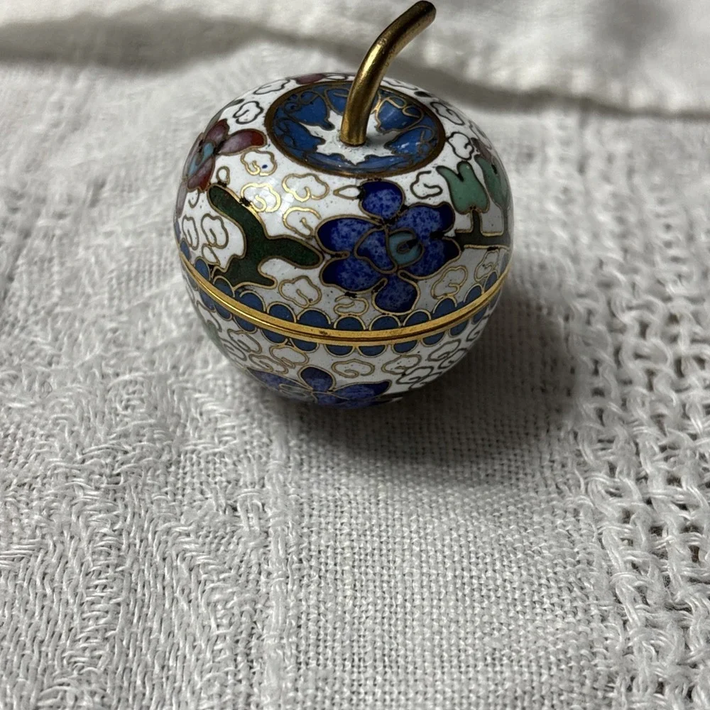 VINTAGE CLOISONNE ROUND BLOSSOM FLORAL‎ TRINKET BOX